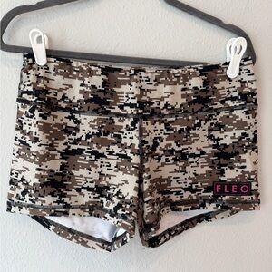 Fleo Women's Desert Digital Camo Bike Shorts - Brown, Tan, Black